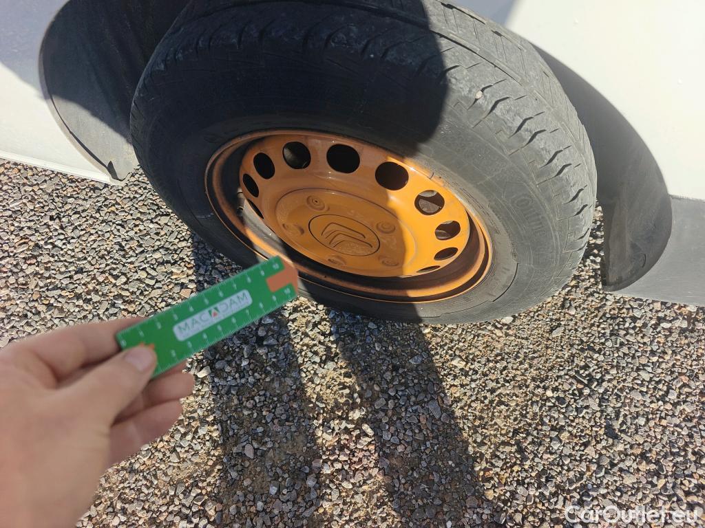  Citroen  Jumpy CITROEN  / 2016 / 4P / furgón Talla M BlueHDi 100 S&S 6v Control #36