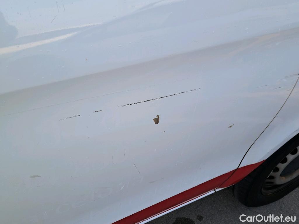  Mercedes  Vito  Tourer 109/110/111/114 CDI FWD Larga (447.703) 1.7 100CV MT6 E6dT #23