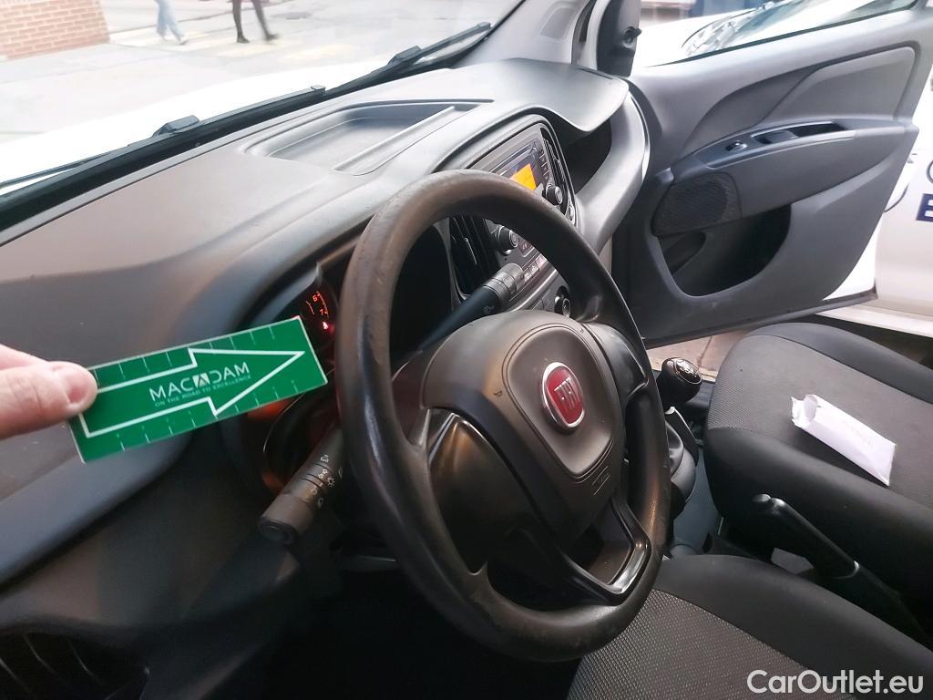  Fiat  Doblo FIAT Doblò Cargo/2015/3P/furgón derivado de turismo Cargo Base Plus 1.4 Tjet 89kW GNC
 #25