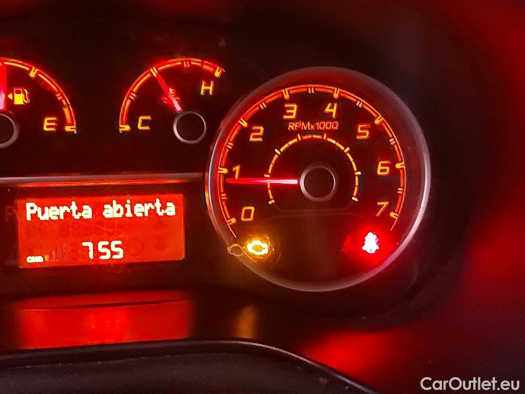  Fiat  Doblo FIAT Doblò Cargo/2015/3P/furgón derivado de turismo Cargo Base Plus 1.4 Tjet 89kW GNC
 #42