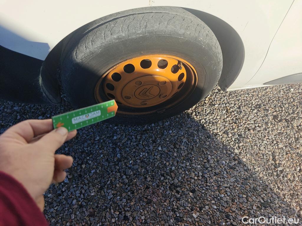  Citroen  Jumpy CITROEN  / 2016 / 4P / furgón Talla M BlueHDi 100 S&S 6v Control #30