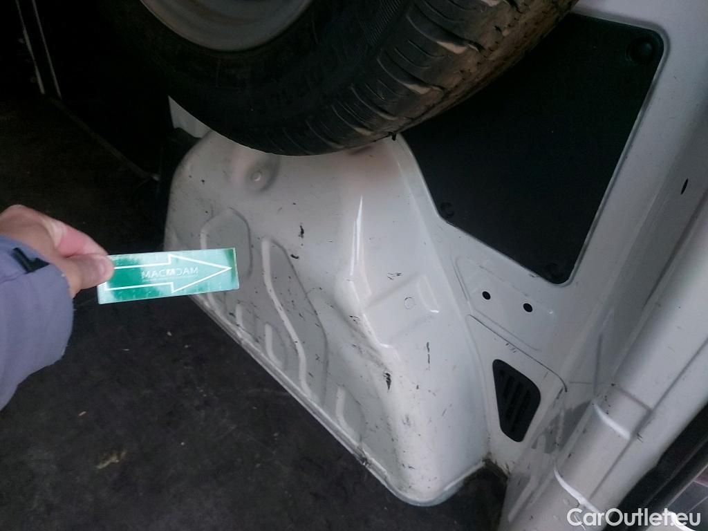  Fiat  Doblo FIAT Doblò Cargo/2015/3P/furgón derivado de turismo Cargo Base Plus 1.4 Tjet 89kW GNC
 #18