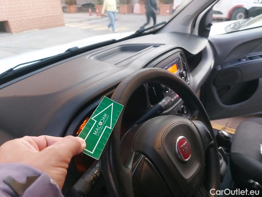  Fiat  Doblo FIAT Doblò Cargo/2015/3P/furgón derivado de turismo Cargo Base Plus 1.4 Tjet 89kW GNC
 #26