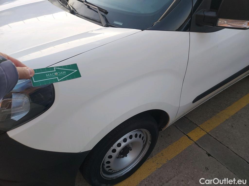  Fiat  Doblo FIAT Doblò Cargo/2015/3P/furgón derivado de turismo Cargo Base Plus 1.4 Tjet 89kW GNC
 #23