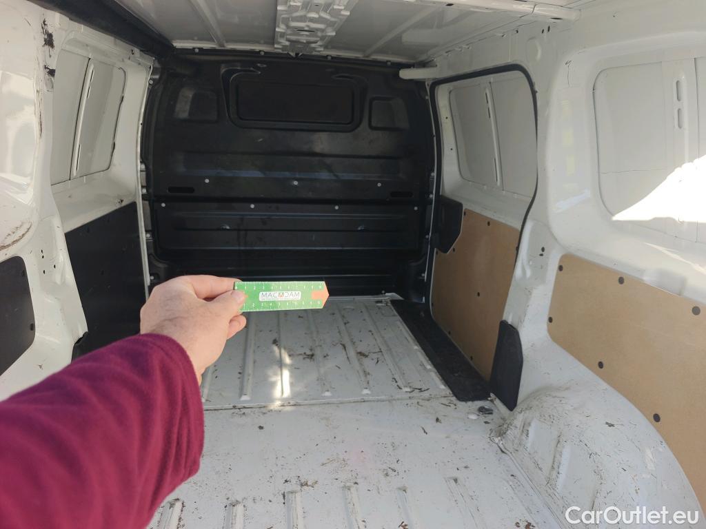  Citroen  Jumpy CITROEN  / 2016 / 4P / furgón Talla M BlueHDi 100 S&S 6v Control #6