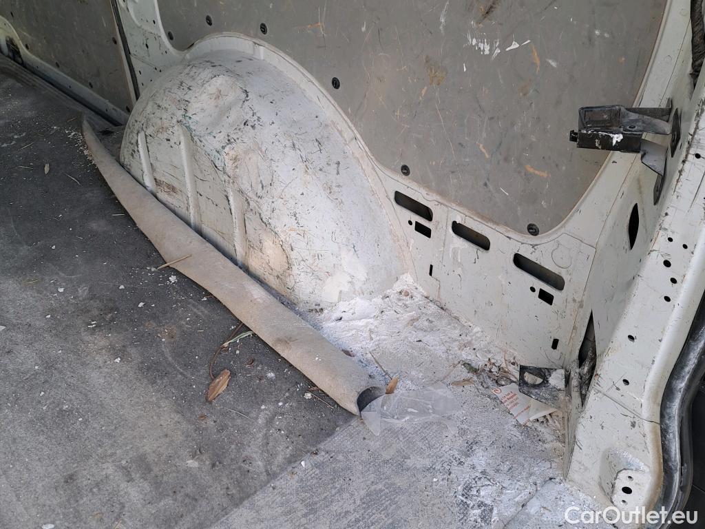  Mercedes  Vito  Tourer 109/110/111/114 CDI FWD Larga (447.703) 1.7 100CV MT6 E6dT #8