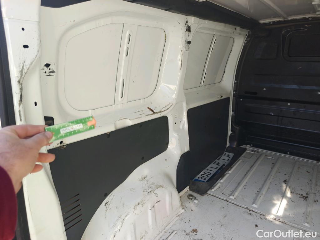  Citroen  Jumpy CITROEN  / 2016 / 4P / furgón Talla M BlueHDi 100 S&S 6v Control #8