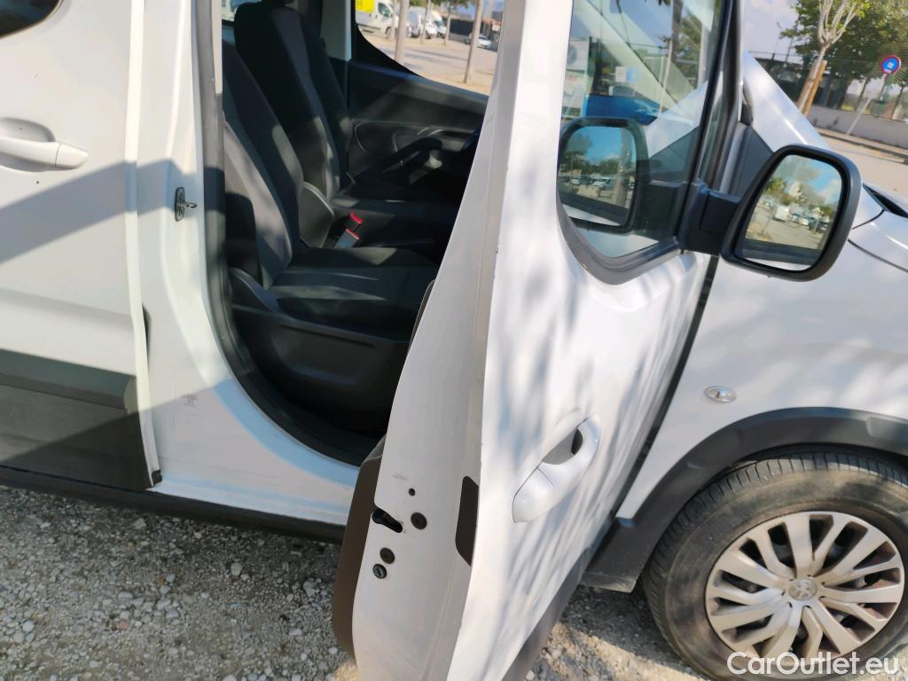  Peugeot  RIFTER PEUGEOT  / 2018 / 4P / combi Active Standard BlueHDi 73kW (IND) (CX2) #32