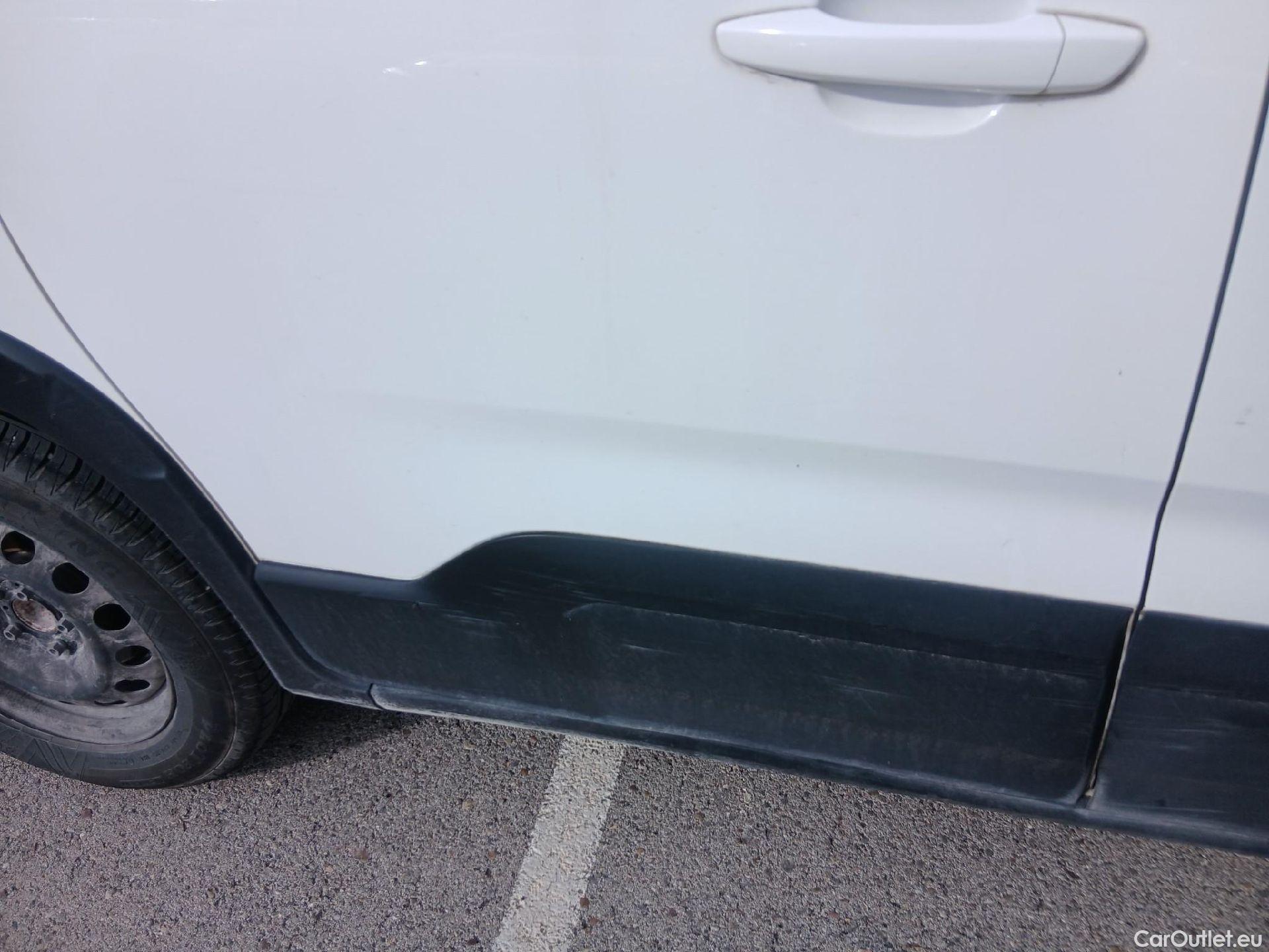  Peugeot  RIFTER PEUGEOT  / 2018 / 4P / combi Active Standard BlueHDi 73kW (IND) #16