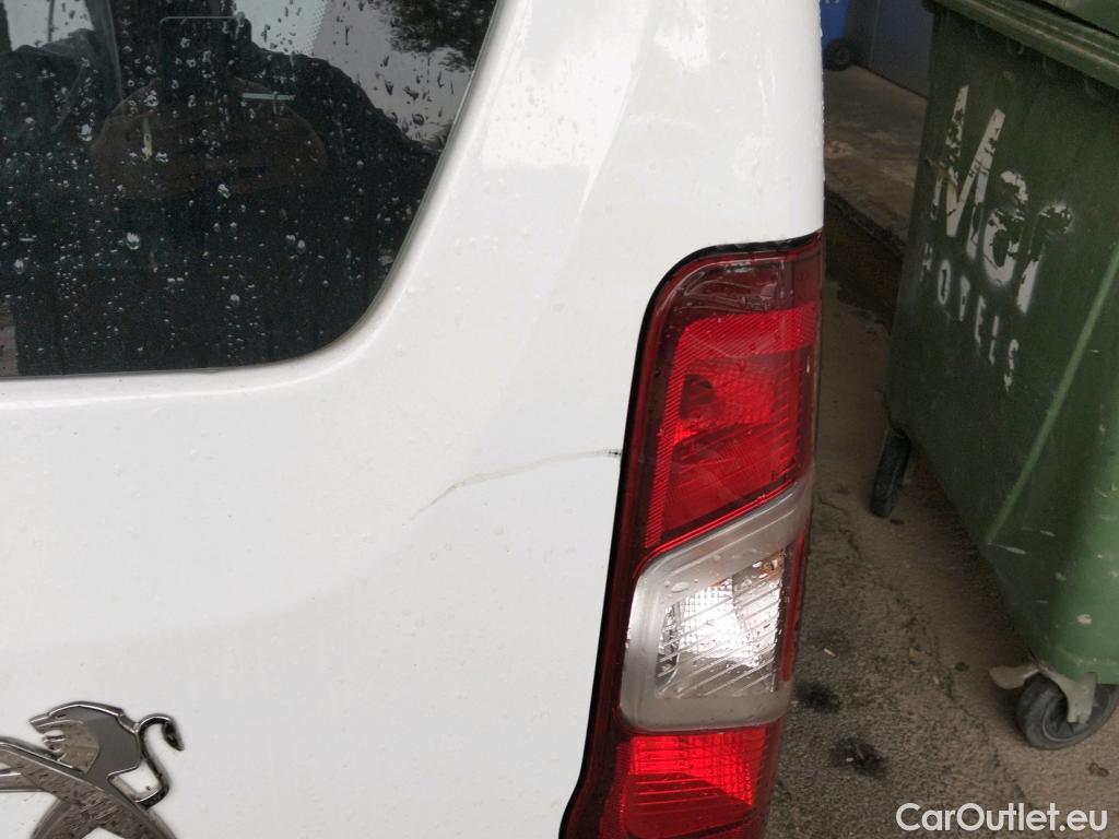  Peugeot  RIFTER PEUGEOT  / 2018 / 4P / monovolumen compacto Active Long BlueHDi 73kW #10