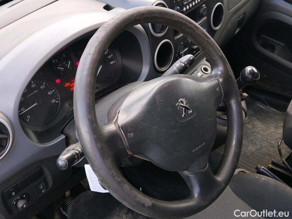  Peugeot  Partner PEUGEOT  VU 3p 2G furgón derivado de Furgón Confort L1 BlueHDi 73KW (100CV) #69