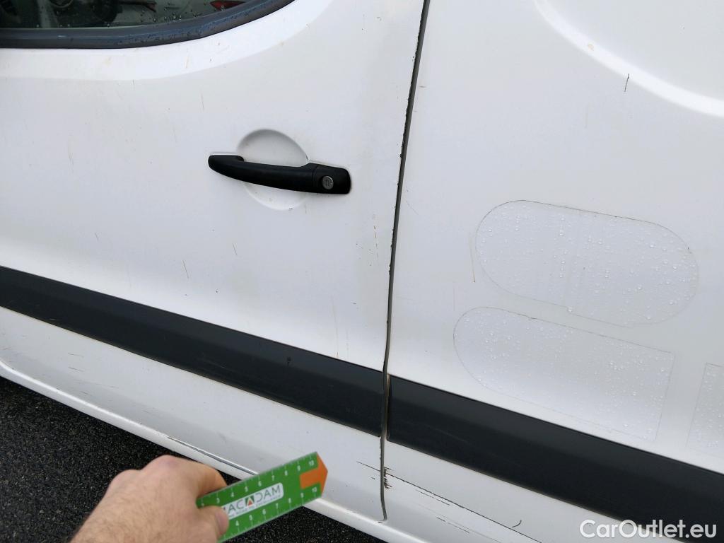  Peugeot  Partner PEUGEOT  VU 3p 2G furgón derivado de Furgón Confort L1 BlueHDi 73KW (100CV) #26