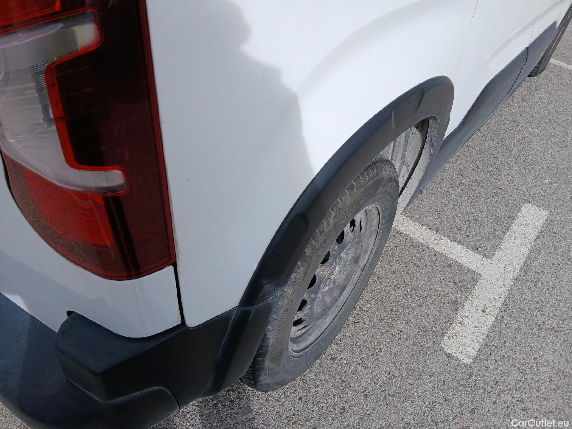  Peugeot  RIFTER PEUGEOT  / 2018 / 4P / combi Active Standard BlueHDi 73kW (IND) #12