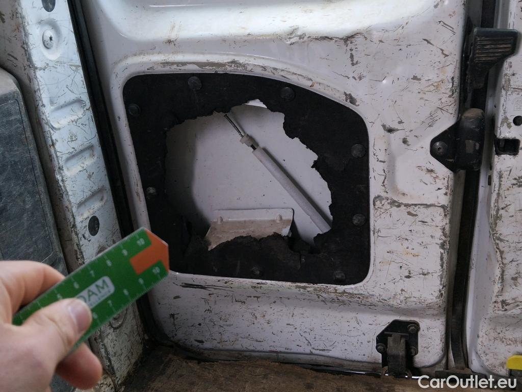  Peugeot  Partner PEUGEOT  VU 3p 2G furgón derivado de Furgón Confort L1 BlueHDi 73KW (100CV) #50