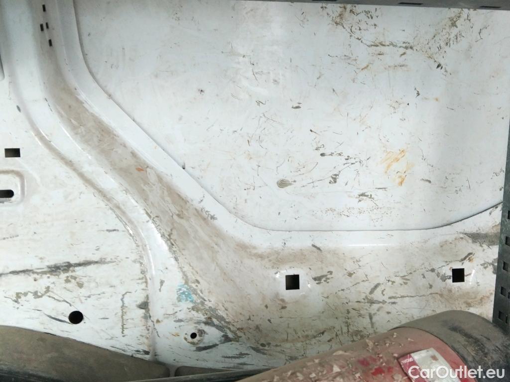  Peugeot  Partner PEUGEOT  VU 3p 2G furgón derivado de Furgón Confort L1 BlueHDi 73KW (100CV) #5