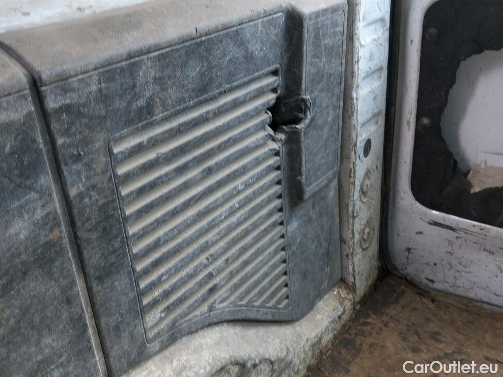  Peugeot  Partner PEUGEOT  VU 3p 2G furgón derivado de Furgón Confort L1 BlueHDi 73KW (100CV) #51