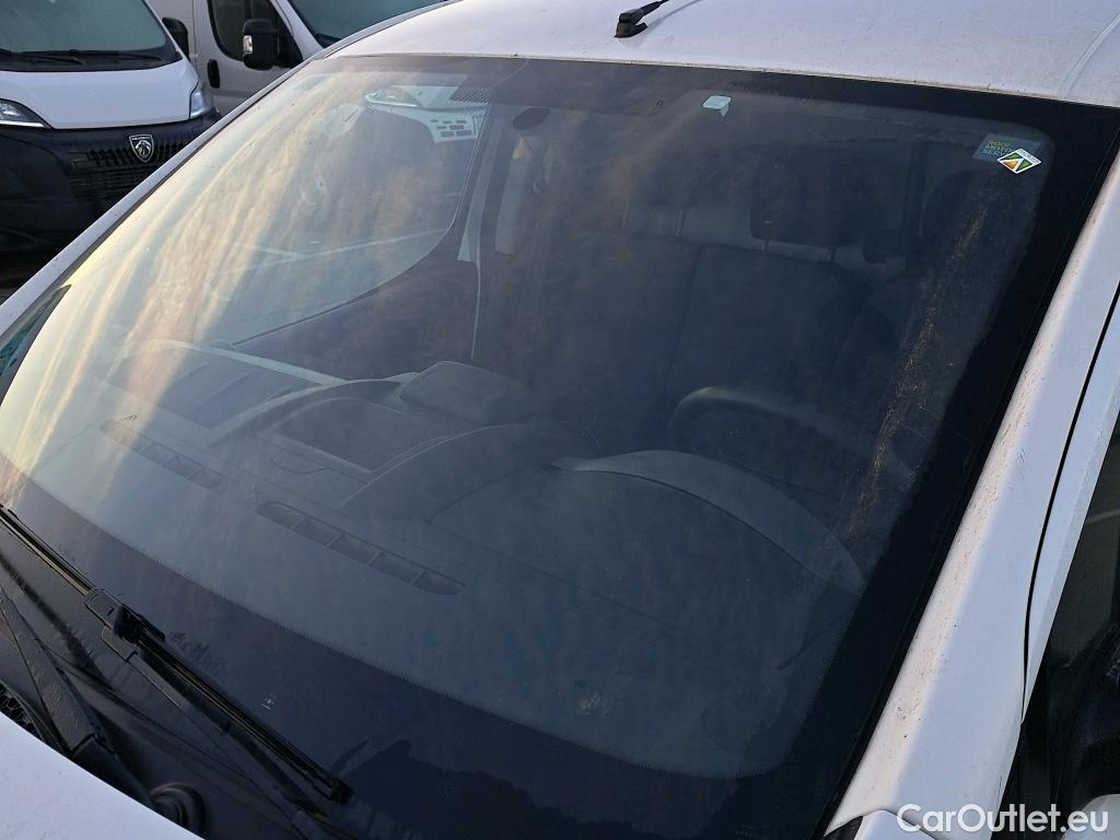  Peugeot  Partner PEUGEOT  VU 4p 2G furgón derivado de Furgón Confort PackL2 BlueHDi 73KW (100) #1