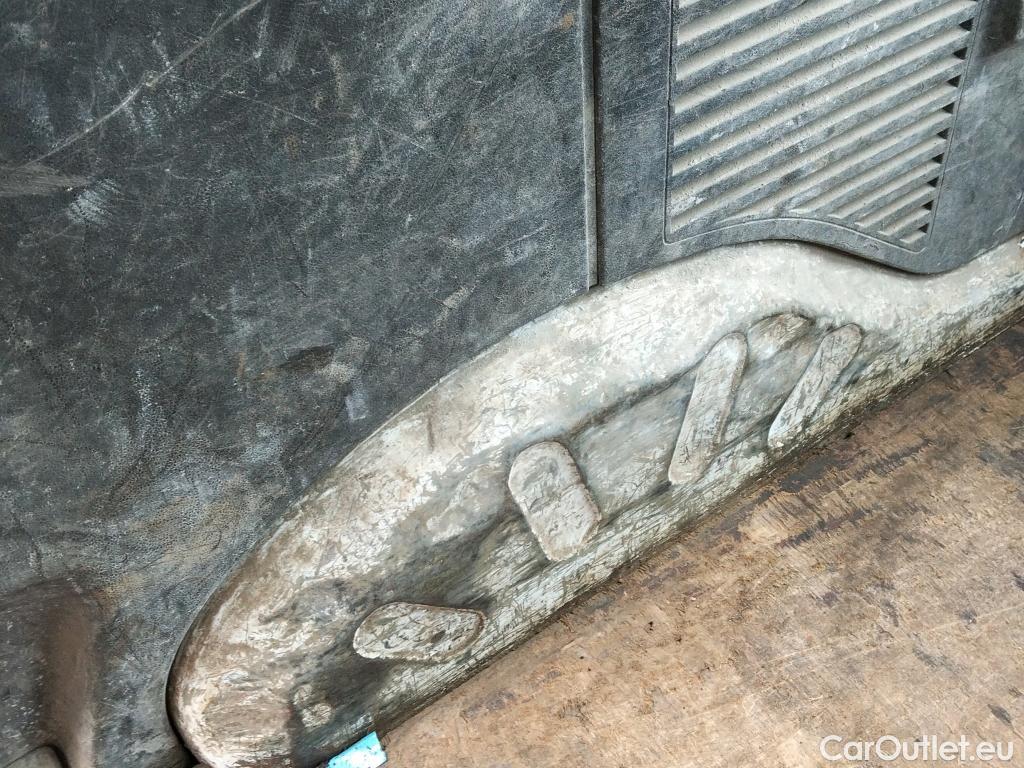  Peugeot  Partner PEUGEOT  VU 3p 2G furgón derivado de Furgón Confort L1 BlueHDi 73KW (100CV) #3