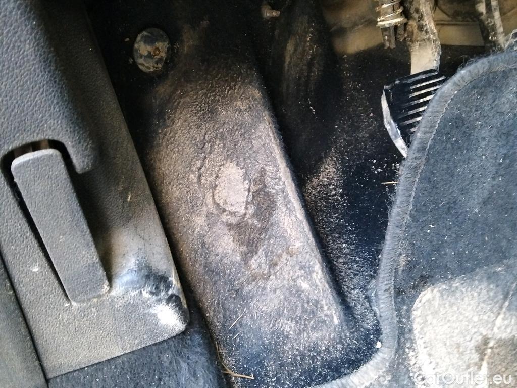  Peugeot  Partner PEUGEOT  VU 3p 2G furgón derivado de Furgón Confort L1 BlueHDi 73KW (100CV) #40