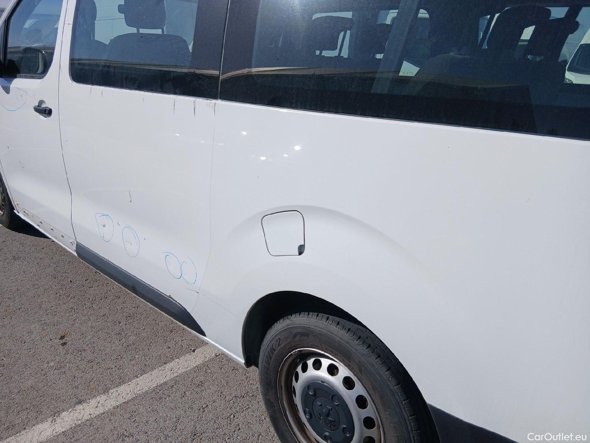  Peugeot  Expert PEUGEOT  / 2016 / 4P / combi Combi 1.6 BlueHDi 88KW (120CV) Long #17