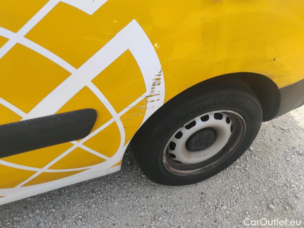  Peugeot  Partner PEUGEOT  VU 3p 2G furgón derivado de Furgón Confort L1 1.6 BlueHDi 55KW (75) #7