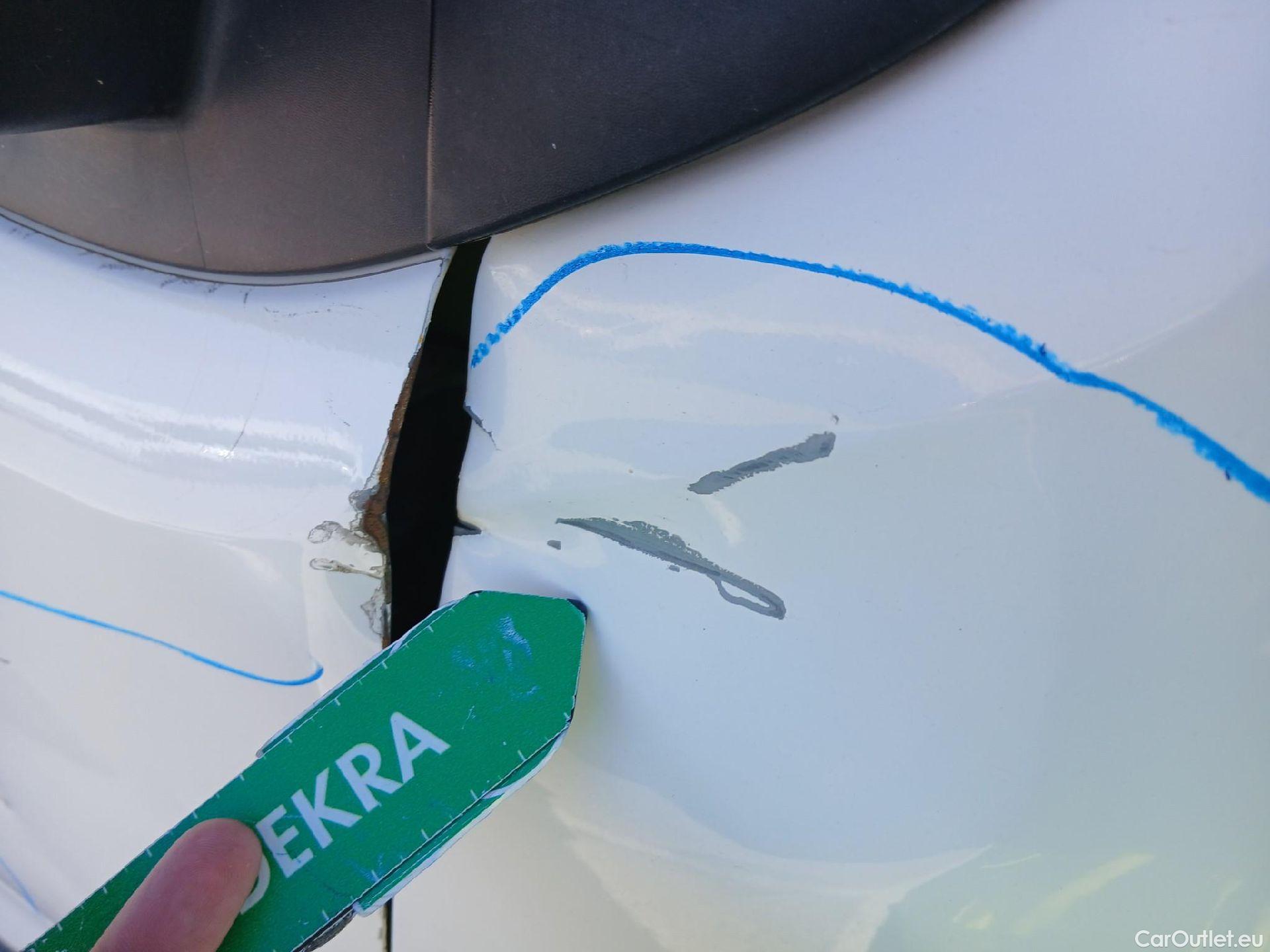  Peugeot  Expert PEUGEOT  / 2016 / 4P / combi Combi 1.6 BlueHDi 88KW (120CV) Long #37