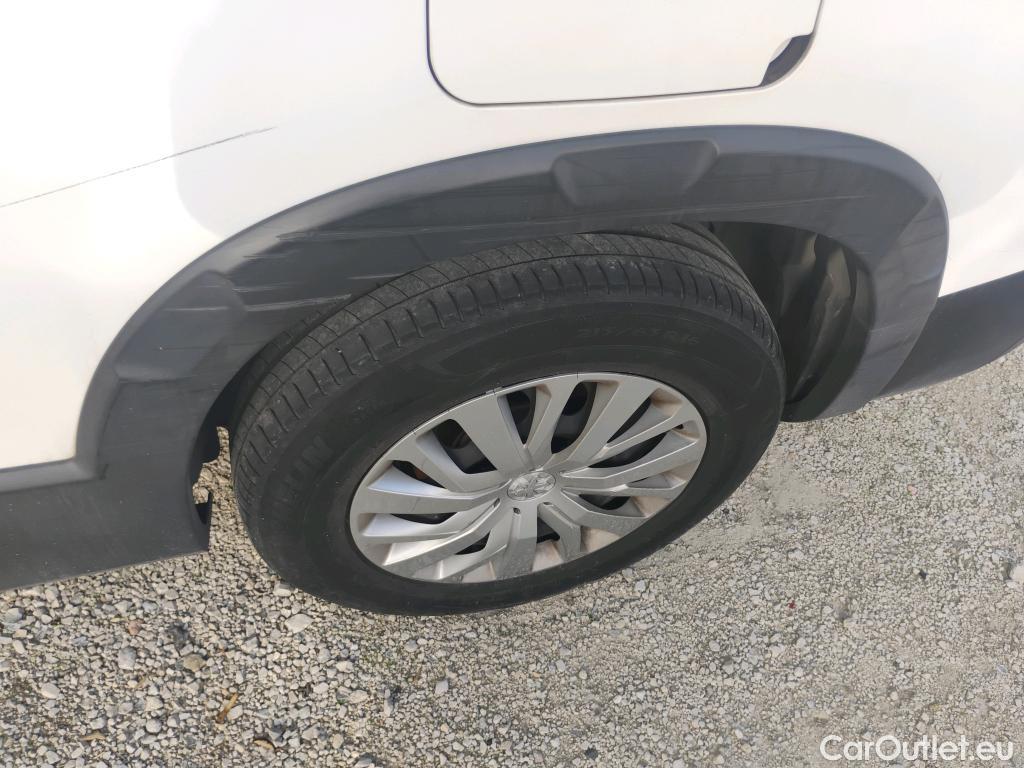  Peugeot  RIFTER PEUGEOT  / 2018 / 4P / monovolumen compacto Active Long BlueHDi 73kW #21