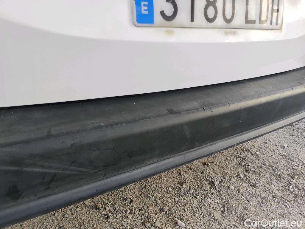  Peugeot  RIFTER PEUGEOT  / 2018 / 4P / monovolumen compacto Access Standard BlueHDi 73kW #22