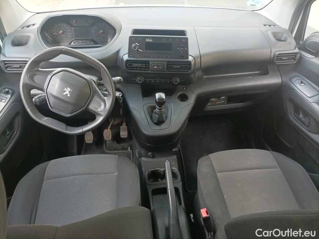  Peugeot  RIFTER PEUGEOT  / 2018 / 4P / monovolumen compacto Active Long BlueHDi 73kW #8