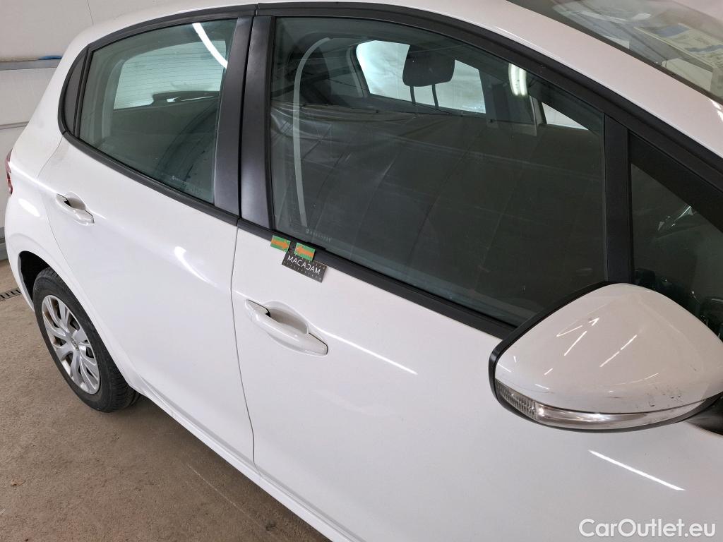  Peugeot  208  Affaire Premium Pack 1.5 HDi 100CV BVM5 E6dT #1