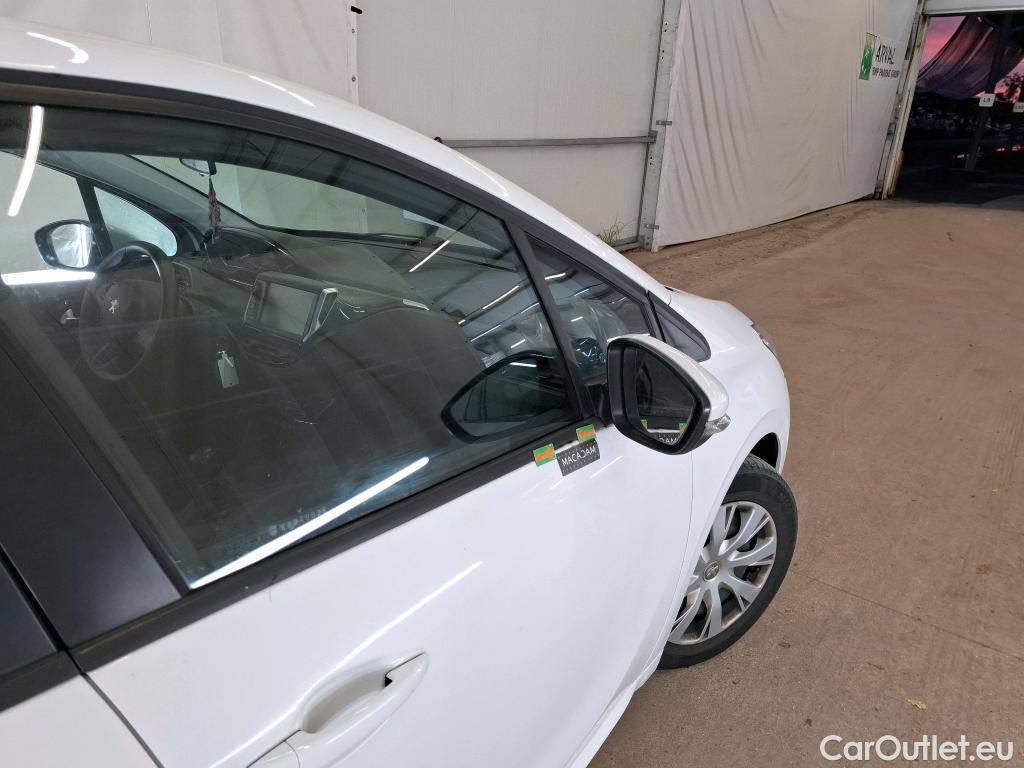  Peugeot  208  Affaire Premium Pack 1.5 HDi 100CV BVM5 E6dT #3