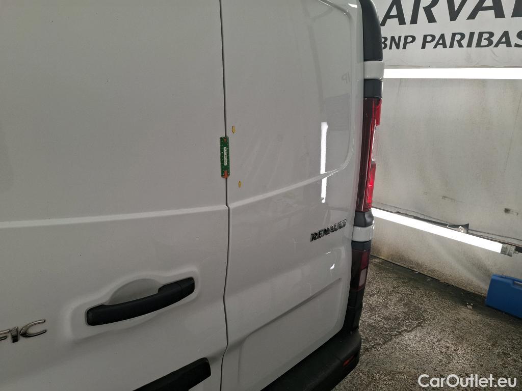  Renault  Trafic RENAULT  / 2021 / 4P / Fourgon tôlé FG GCF L2H1 3T Blue dCi 150 EDC #1