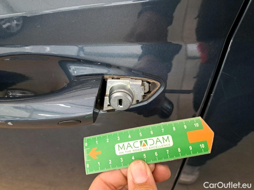  Hyundai  Tucson HYUNDAI  / 2020 / 5P / SUV 1.6 PHEV 265 HTRAC EXECUTIVE 4WD AUTO #2