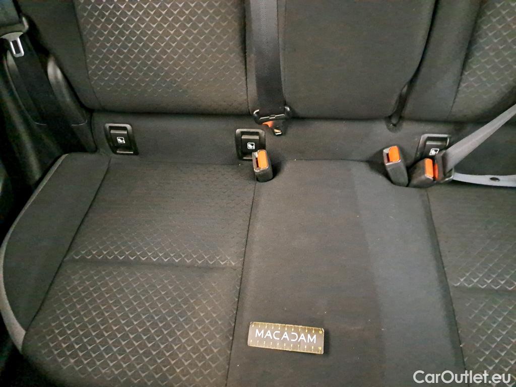  Nissan  Juke NISSAN  / 2019 / 5P / Crossover DIG-T 114 DCT N-Connecta #18