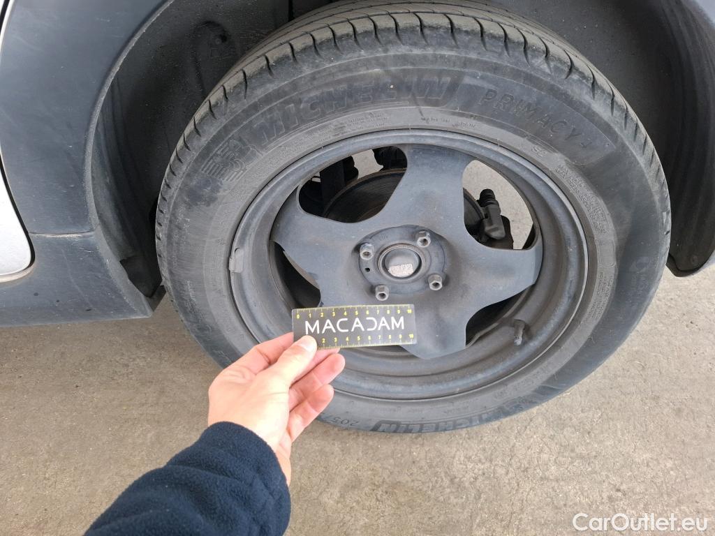  Citroen  C3  Société Feel 1.5 BlueHDI 100CV BVM6 E6dT #34