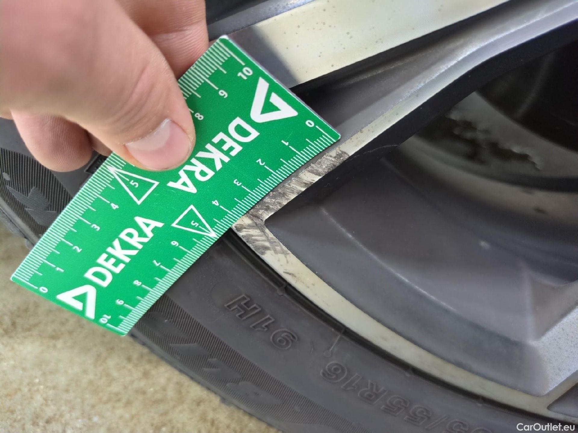  Renault  Megane  IV Estate Evolution 1.5 dCi 115CV BVA7 E6d #15