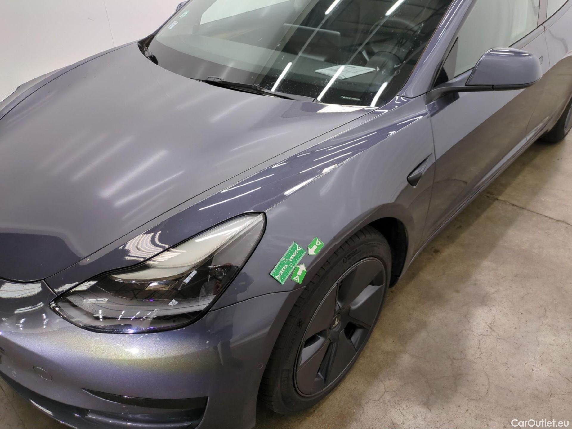  Tesla  Model 3 TESLA  / 2018 / 4P / Berline Autonomie Standard Plus RWD #33