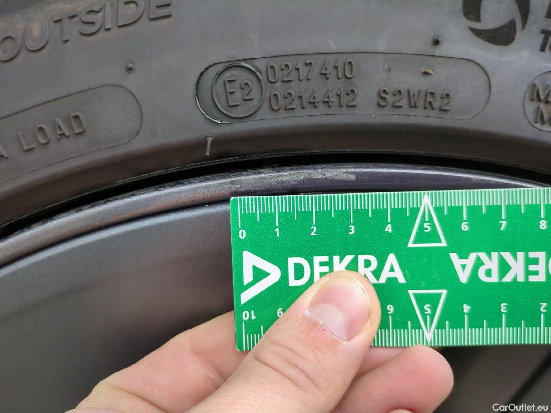  Tesla  Model 3 TESLA  / 2018 / 4P / Berline Autonomie Standard Plus RWD #9