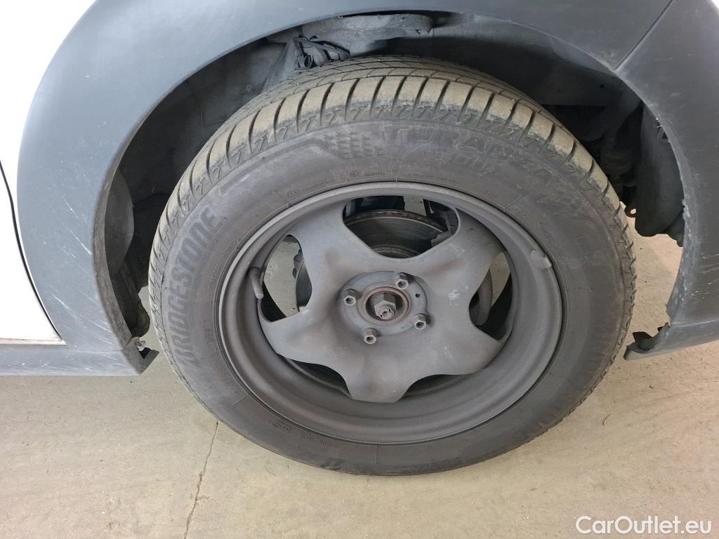  Citroen  C3  Société Feel 1.5 BlueHDI 100CV BVM6 E6dT #36