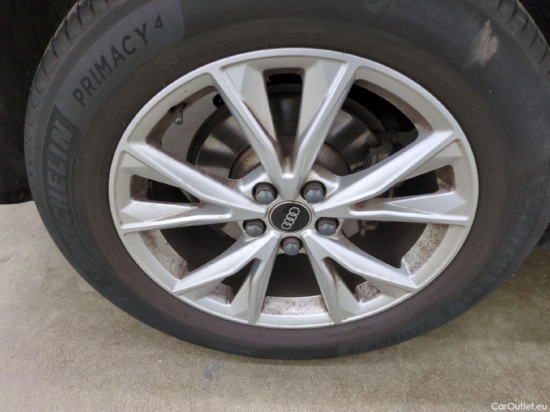  Audi  Q3  Sportback / 2019 / 5P / SUV 35 TDI 150 S TRONIC S LINE / VH SUR LA CAT #5