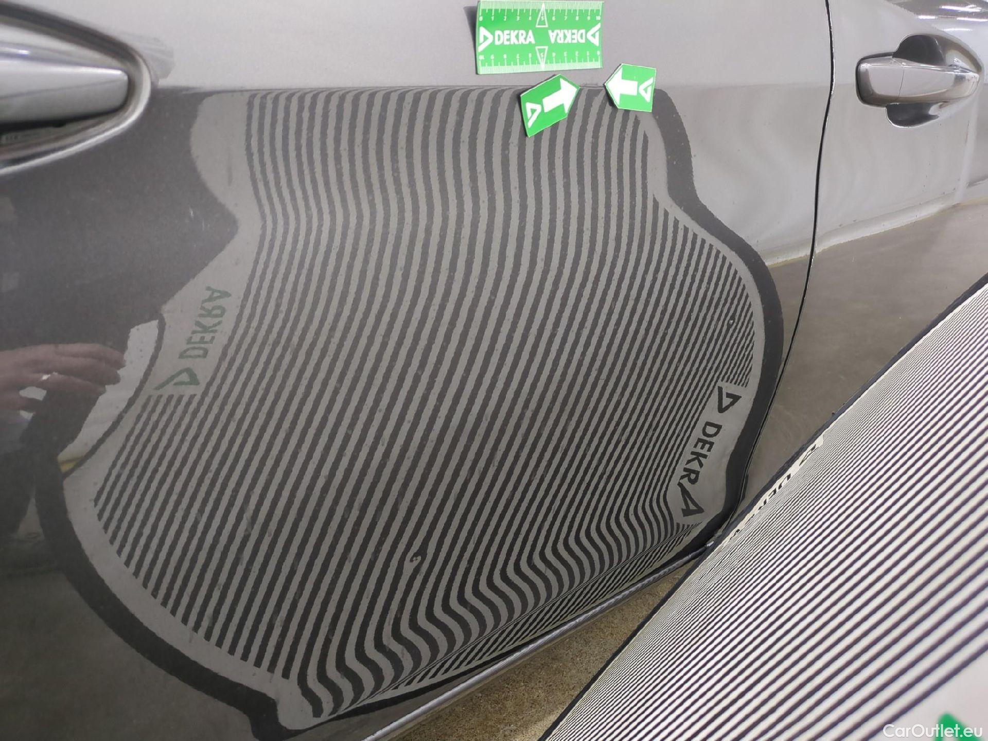  Peugeot  308  SW Active Business 1.5 HDi 130CV BVA8 E6d #46