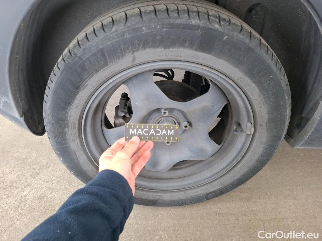  Citroen  C3  Société Feel 1.5 BlueHDI 100CV BVM6 E6dT #40