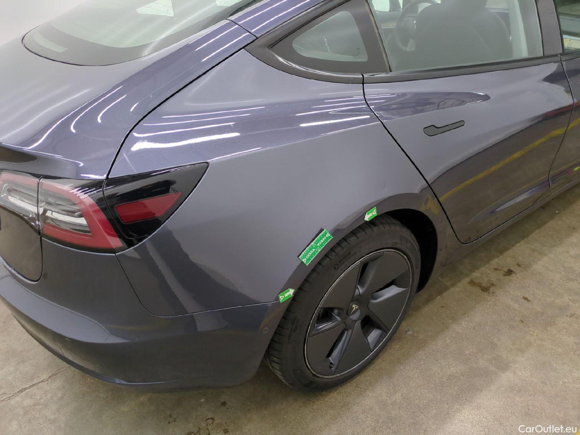  Tesla  Model 3 TESLA  / 2018 / 4P / Berline Autonomie Standard Plus RWD #26