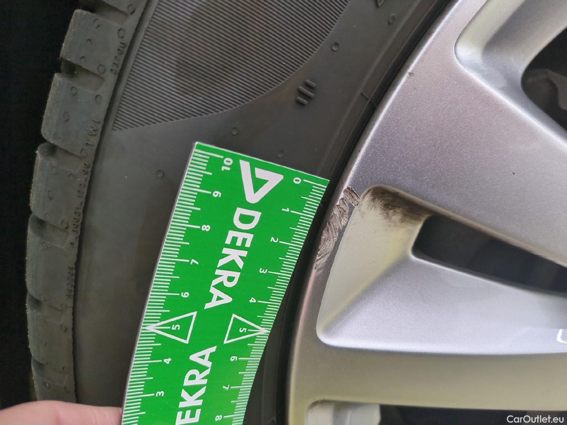  Peugeot  308  SW Active Business 1.5 HDi 130CV BVA8 E6d #1