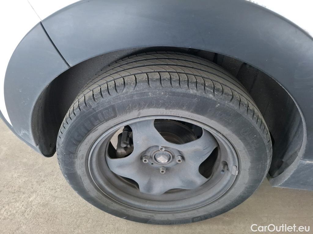  Citroen  C3  Société Feel 1.5 BlueHDI 100CV BVM6 E6dT #38