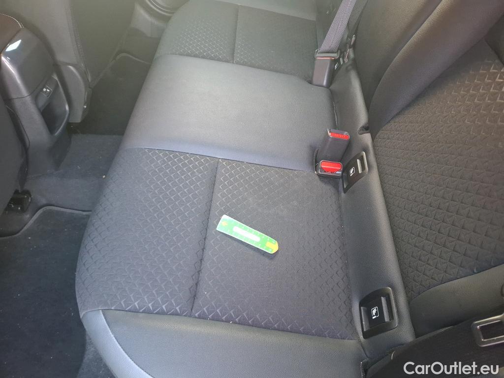  Nissan  Juke NISSAN   2019  5P  Crossover Hybrid 143 Business #1