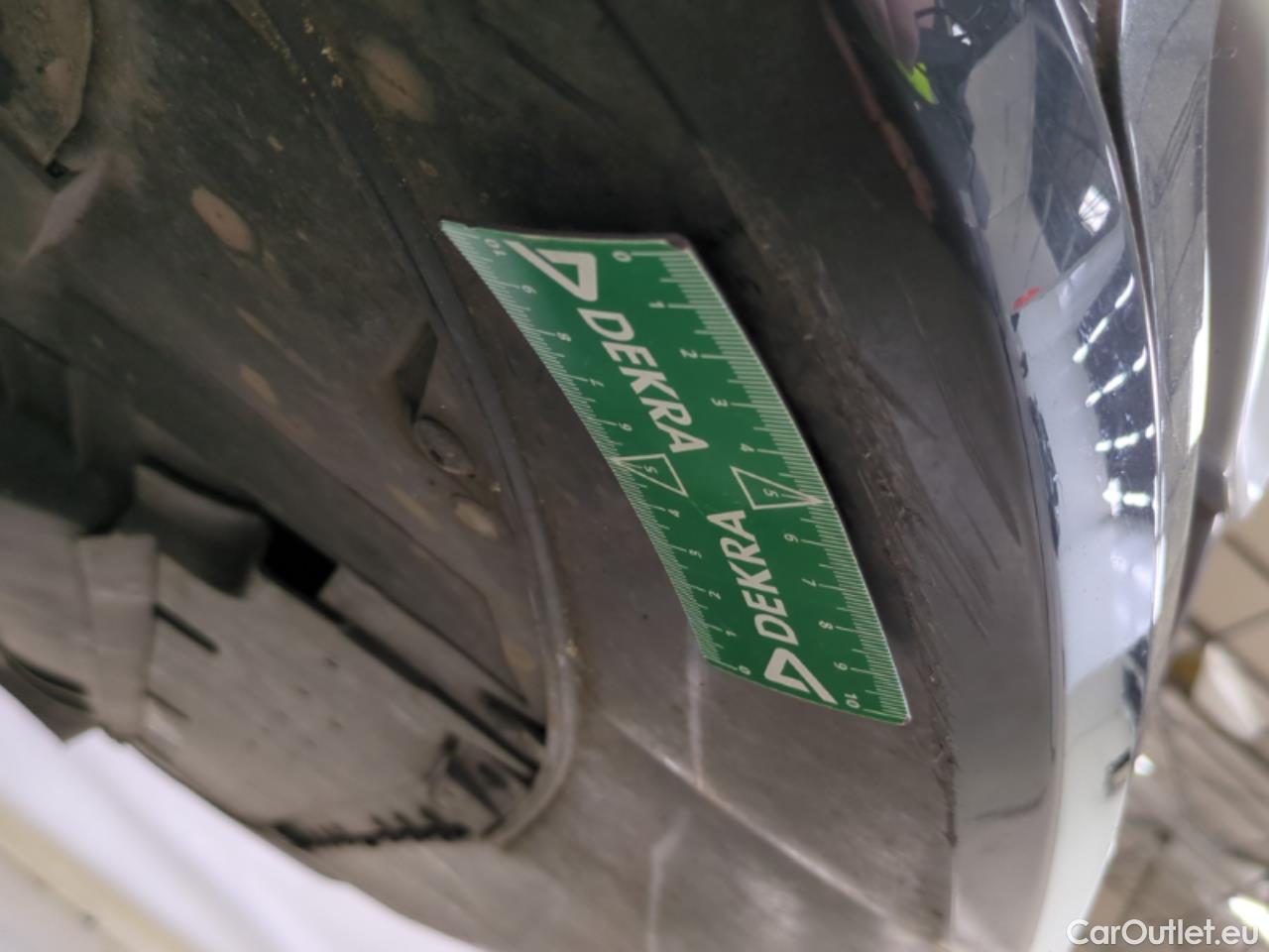  Audi  Q3  Sportback / 2019 / 5P / SUV 35 TDI 150 S TRONIC S LINE / VH SUR LA CAT #8