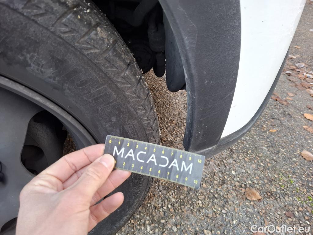  Citroen  C3  Société Feel 1.5 BlueHDI 100CV BVM6 E6dT #21