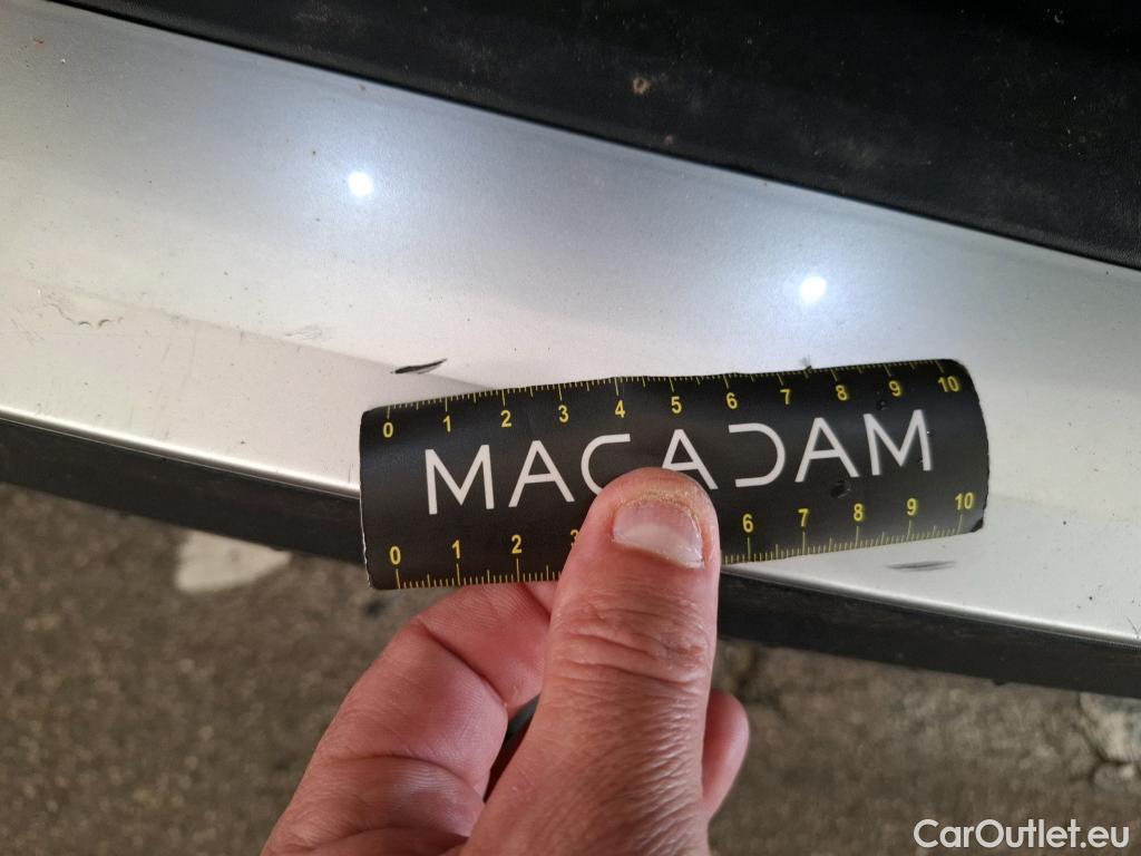  Peugeot  2008  Allure 1.5 HDi 130CV BVA8 E6d #9