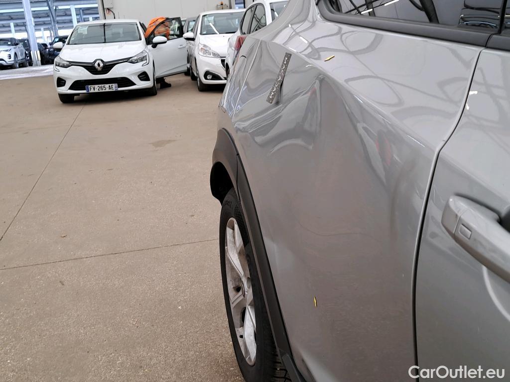  Nissan  Juke NISSAN  / 2019 / 5P / Crossover DIG-T 114 DCT N-Connecta #5